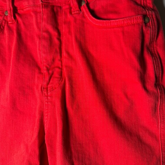 Judy Blue Full Size Large Garmet Dyed Red Women's Shorts - Picture 6 of 9